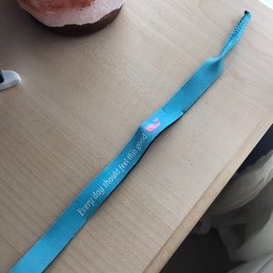 Vineyard vines sunglass strap